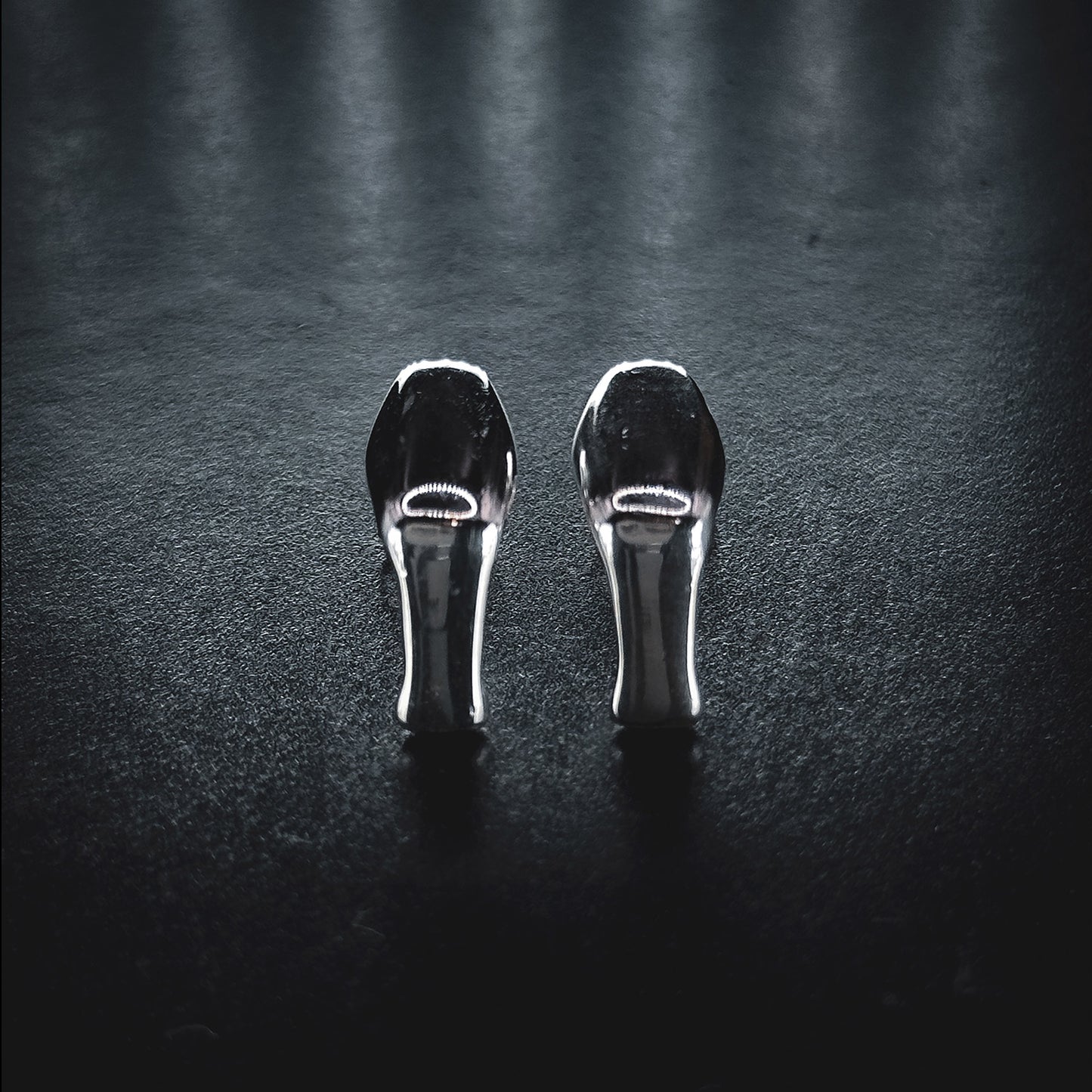 Flow Wide Triangle Earring