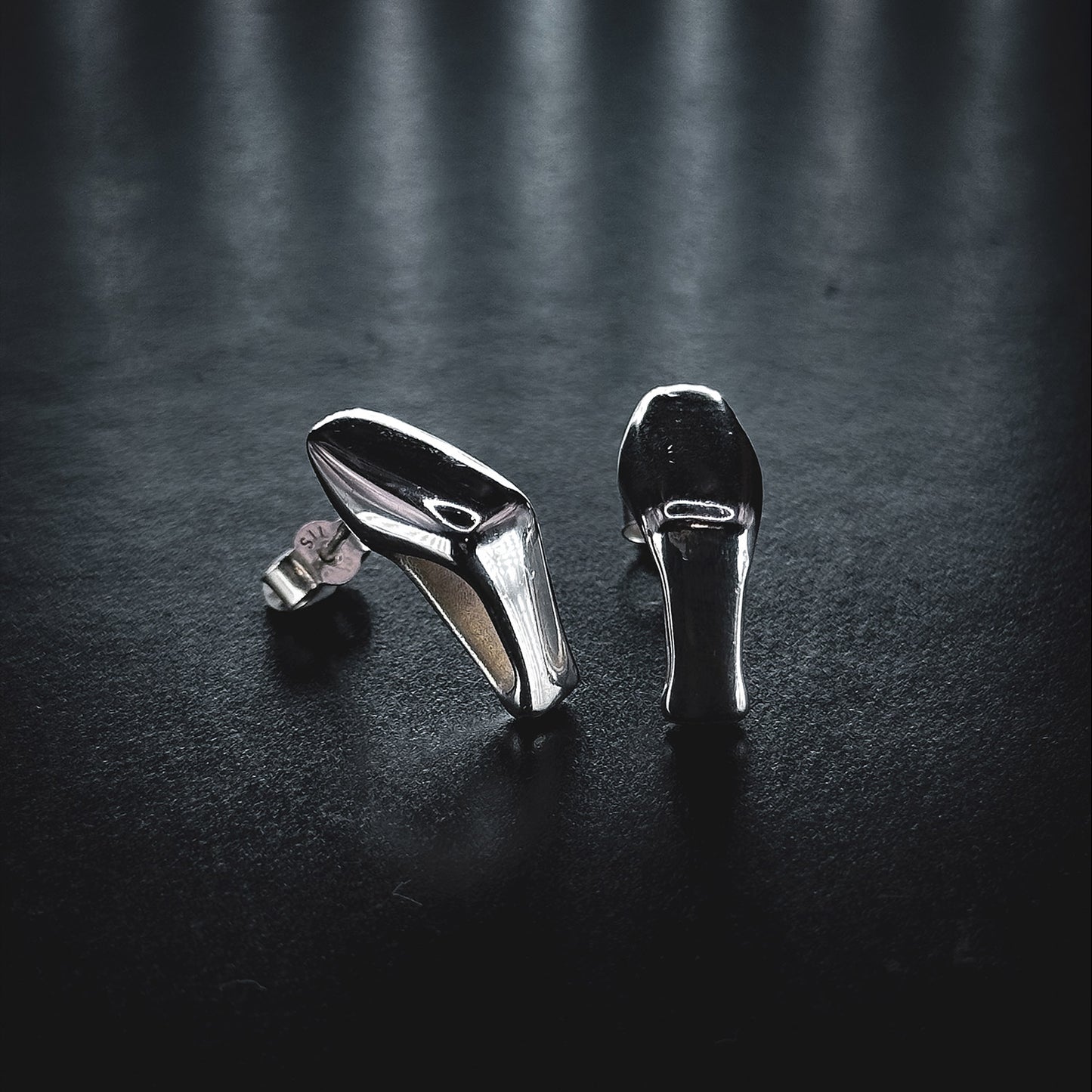 Flow Wide Triangle Earring