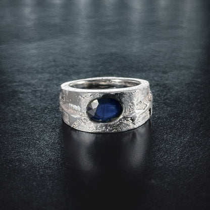 Fragment Band Dark Blue Sapphire Ring