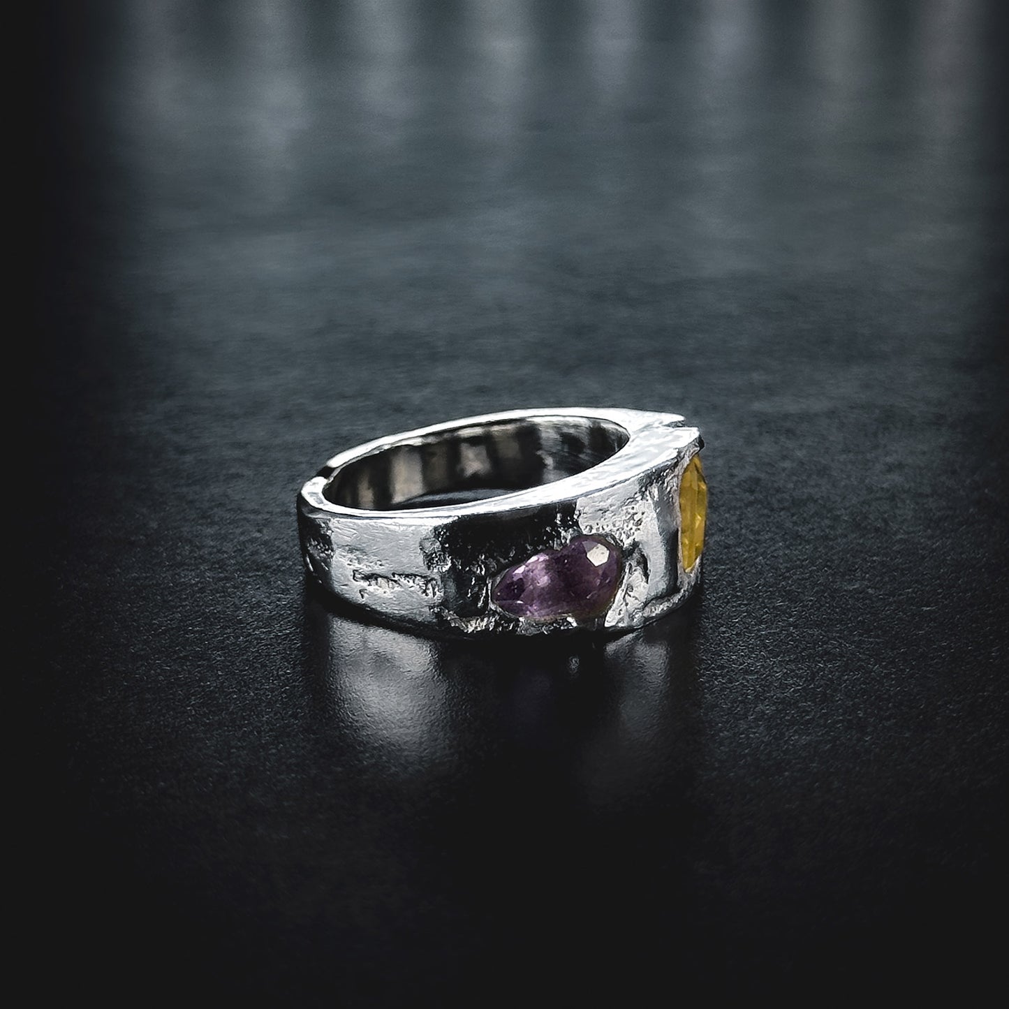Fragment Band Ring